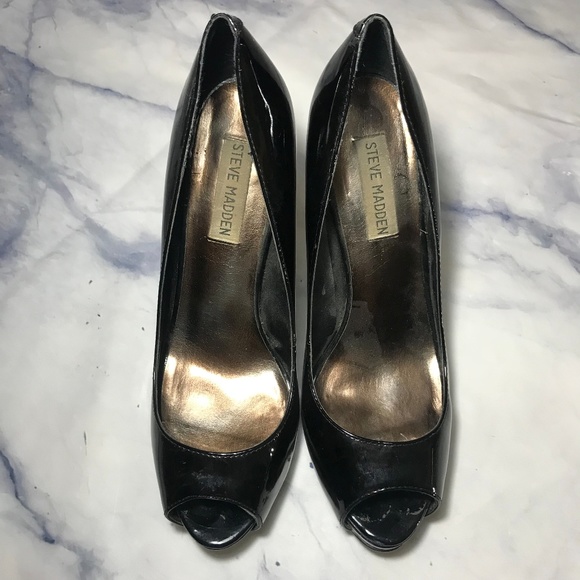 Steve Madden Black & Leopard Patent Leather Heels - Picture 2 of 8